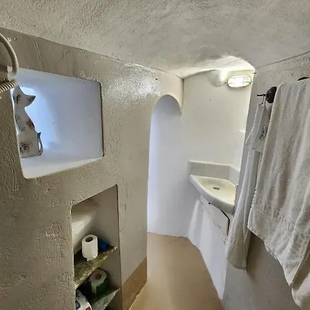 New Ryan's Cave In Emporio Center *
